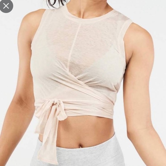 Fabletics Exercise Shirt - Picture 5 of 5